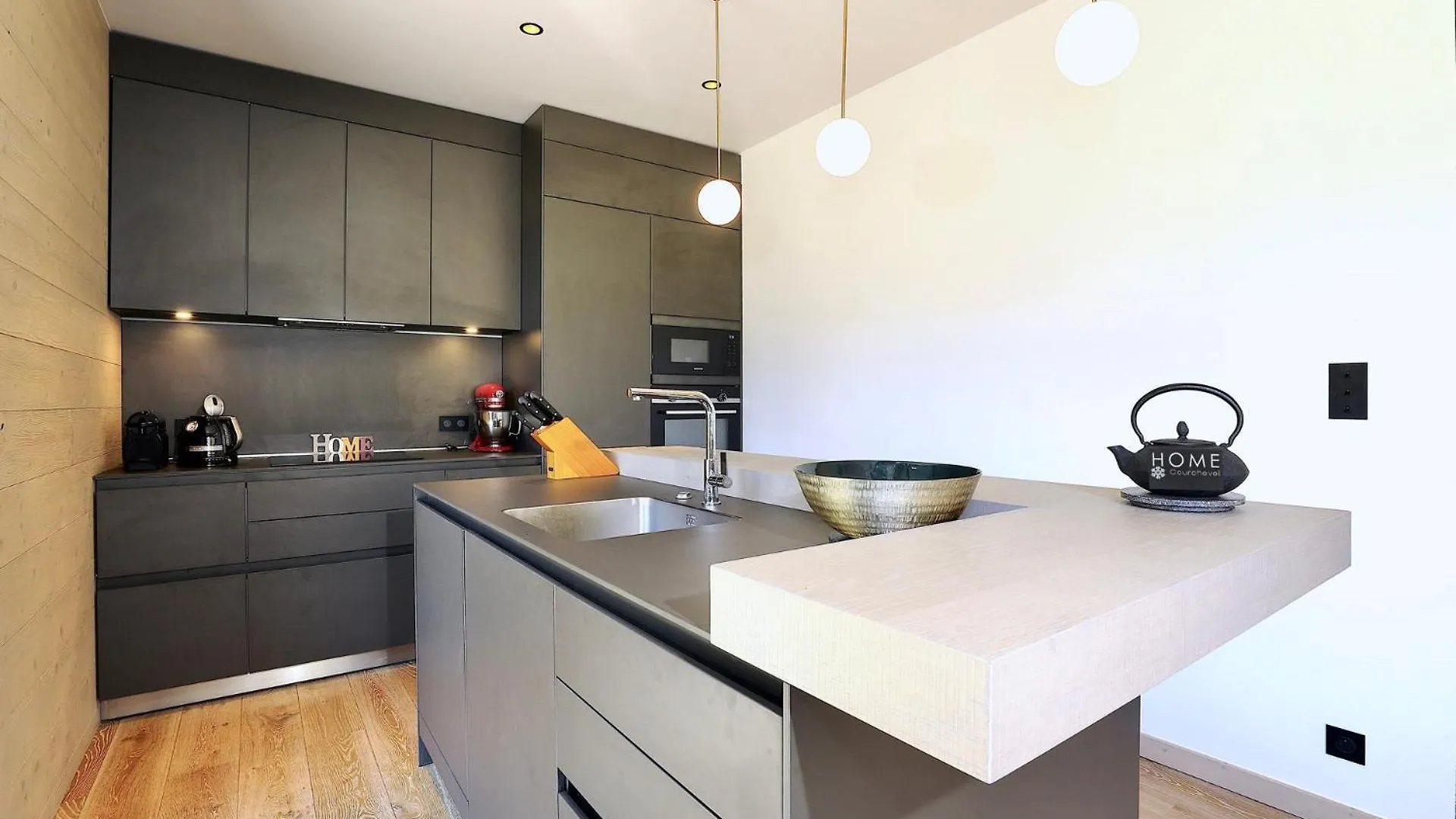 New Modern Chalet With Skis On Saint-Bon-Tarentaise 0*,  فرنسا