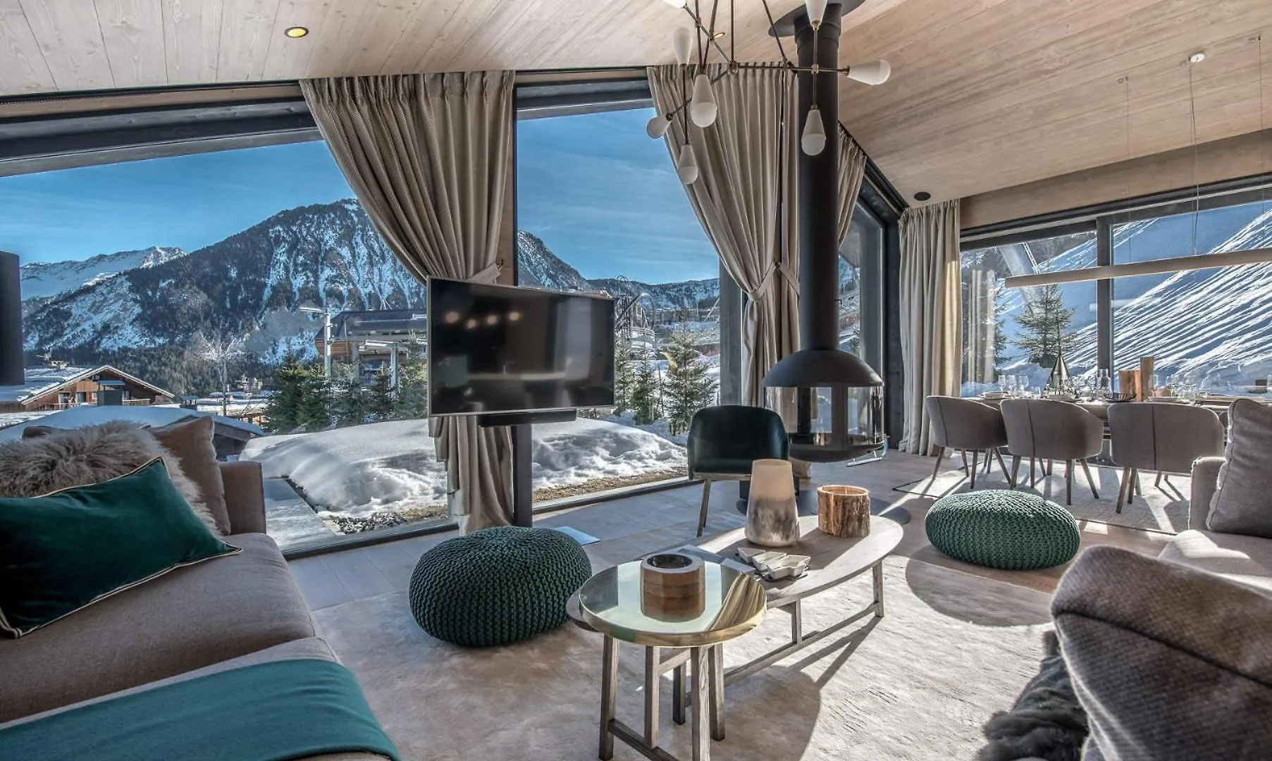 New Modern Chalet With Skis On Saint-Bon-Tarentaise